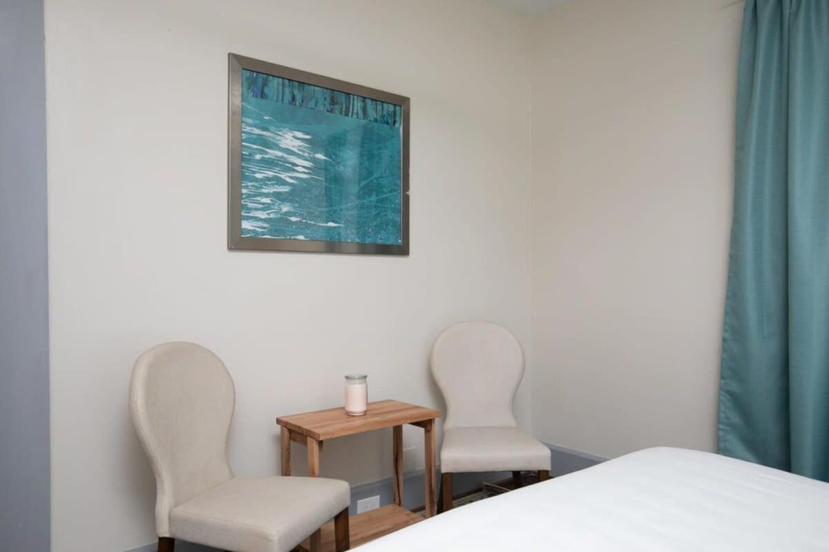 East Lake Stunner-Located At The Foot Of The Ruffner Mountains 伯明翰 外观 照片