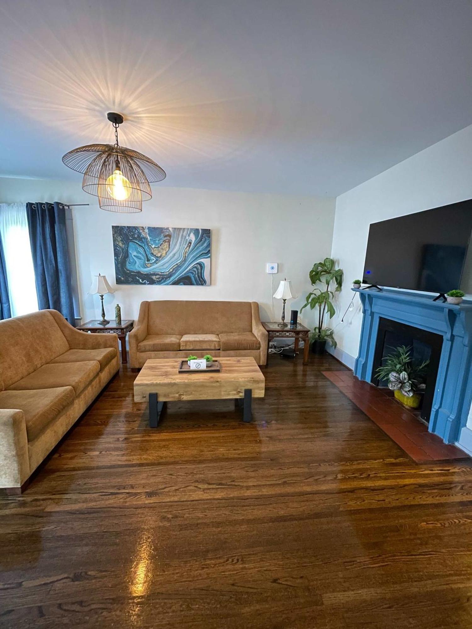 East Lake Stunner-Located At The Foot Of The Ruffner Mountains 伯明翰 外观 照片