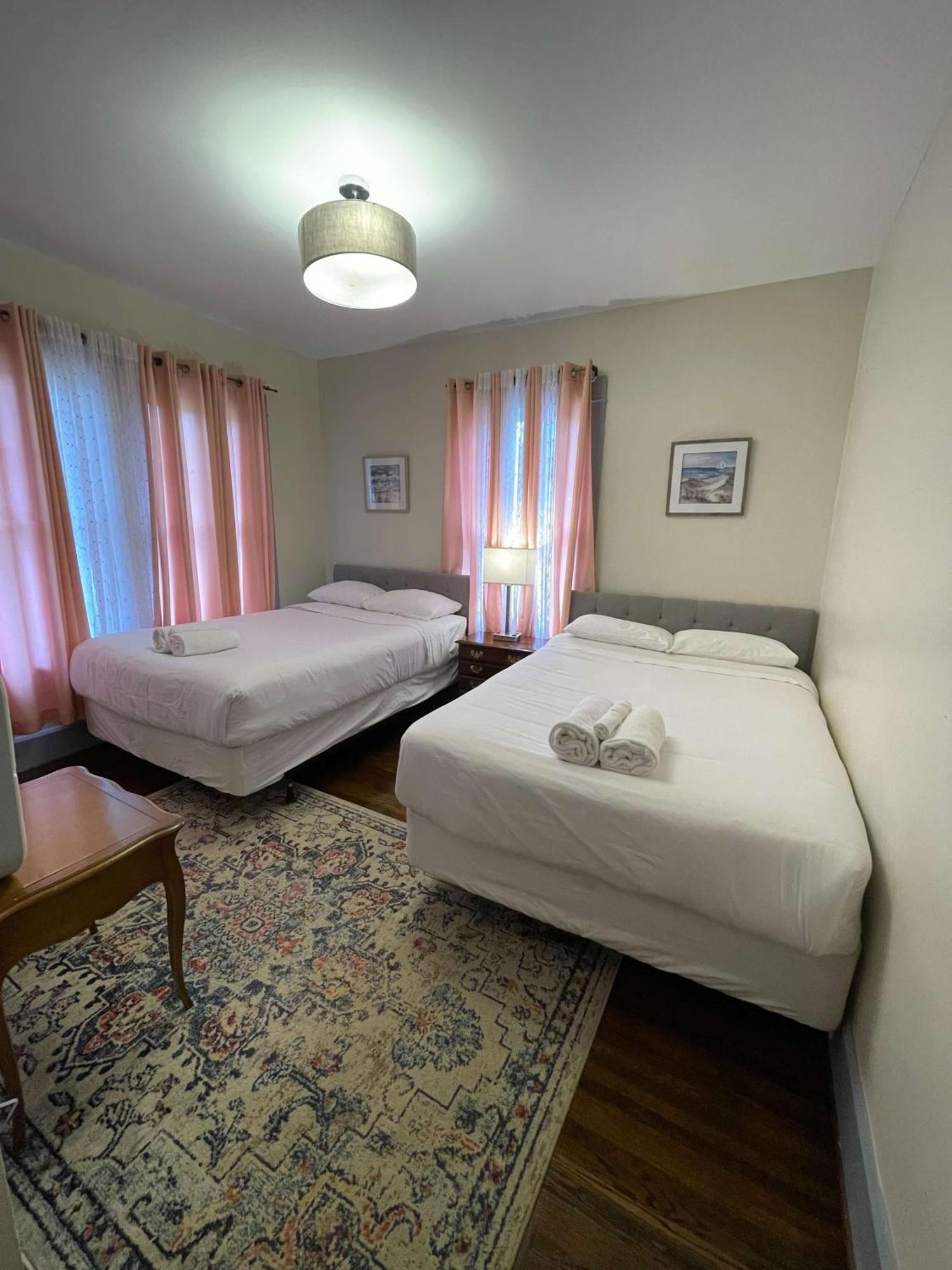 East Lake Stunner-Located At The Foot Of The Ruffner Mountains 伯明翰 外观 照片